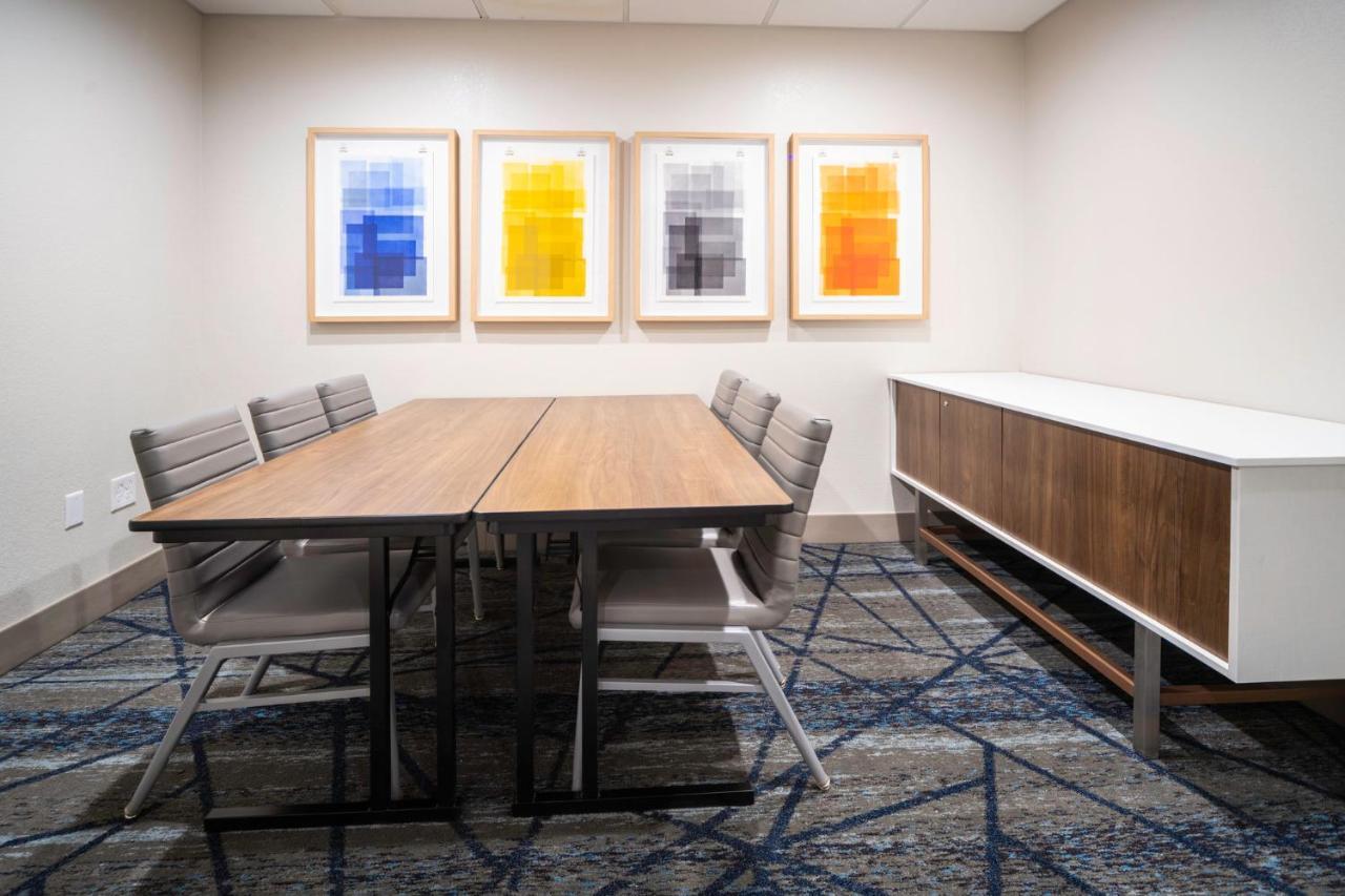 Holiday Inn Express And Suites Atlanta-Johns Creek By Ihg Экстерьер фото